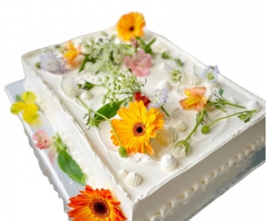 Wedding Cake Single-Tier (15x12) Wild Flower Wedding Cake